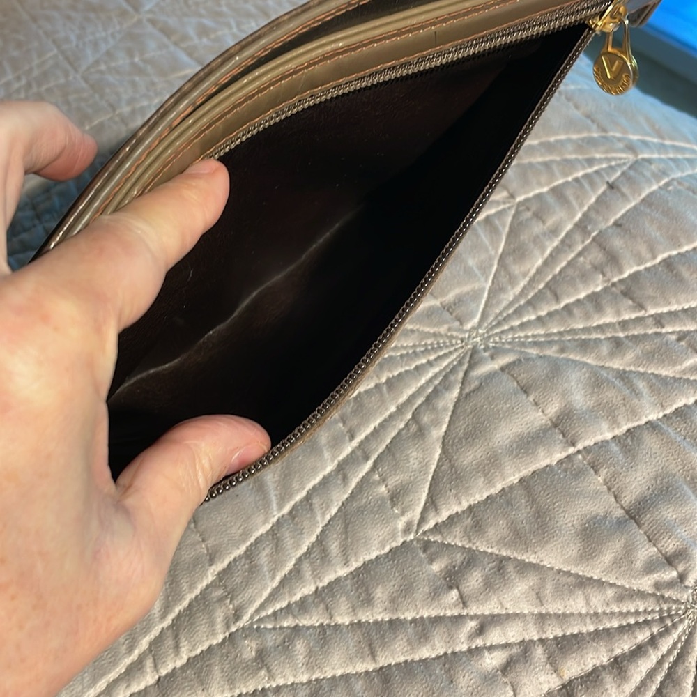 Valentino Clutch - Picture 11 of 17